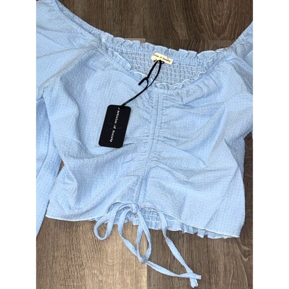 Articles Of Society Blue Off-Shoulder Smocked Crop Top XS - Picture 2 of 5